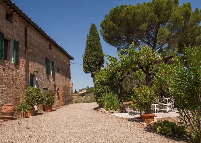 Podere Piazza Casa Dell'arcivescovo Nyaraló Siena